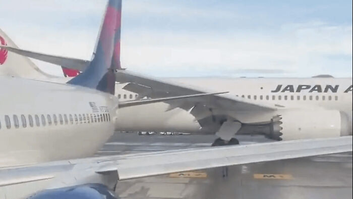 "Japan Airlines 787 Slices Through The Tail Of A Delta 737 In Seattle, 5 February 2025"