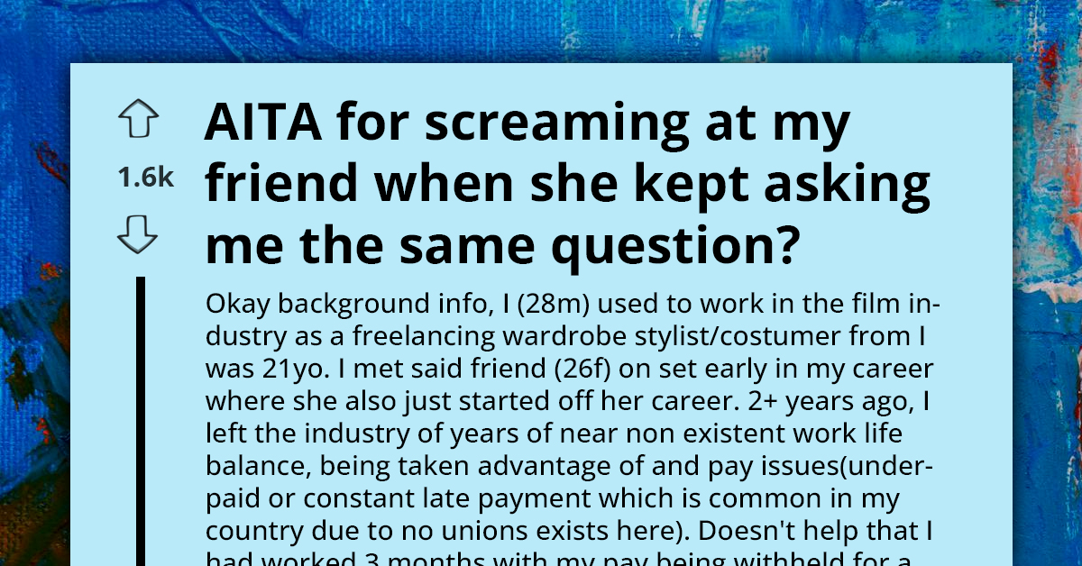 "Nepo Baby" Gets Yelled At In Busy Restaurant After Lecturing Her Friend About Importance Of Pursuing Your Passion Regardless Of Pay