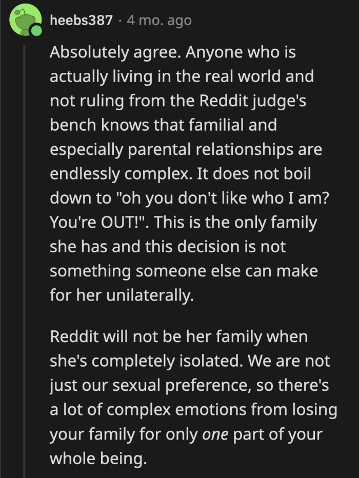 It's not for Reddit or OP to decide how Zoé shapes her relationship with her family in the aftermath of what happened.