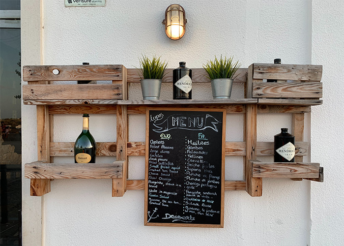 A small, focused menu often indicates that the restaurant excels at what it does best.