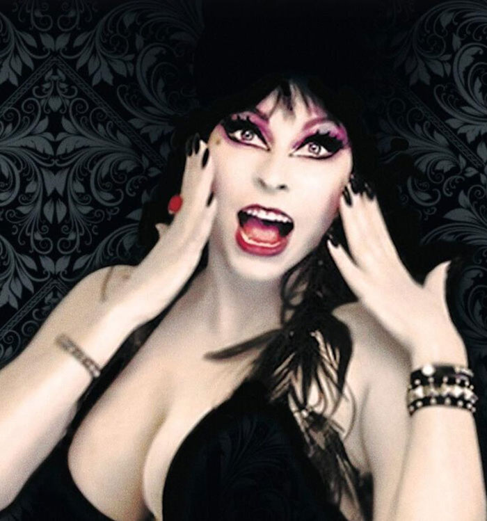 Elvira explained Ariana had left before her show started