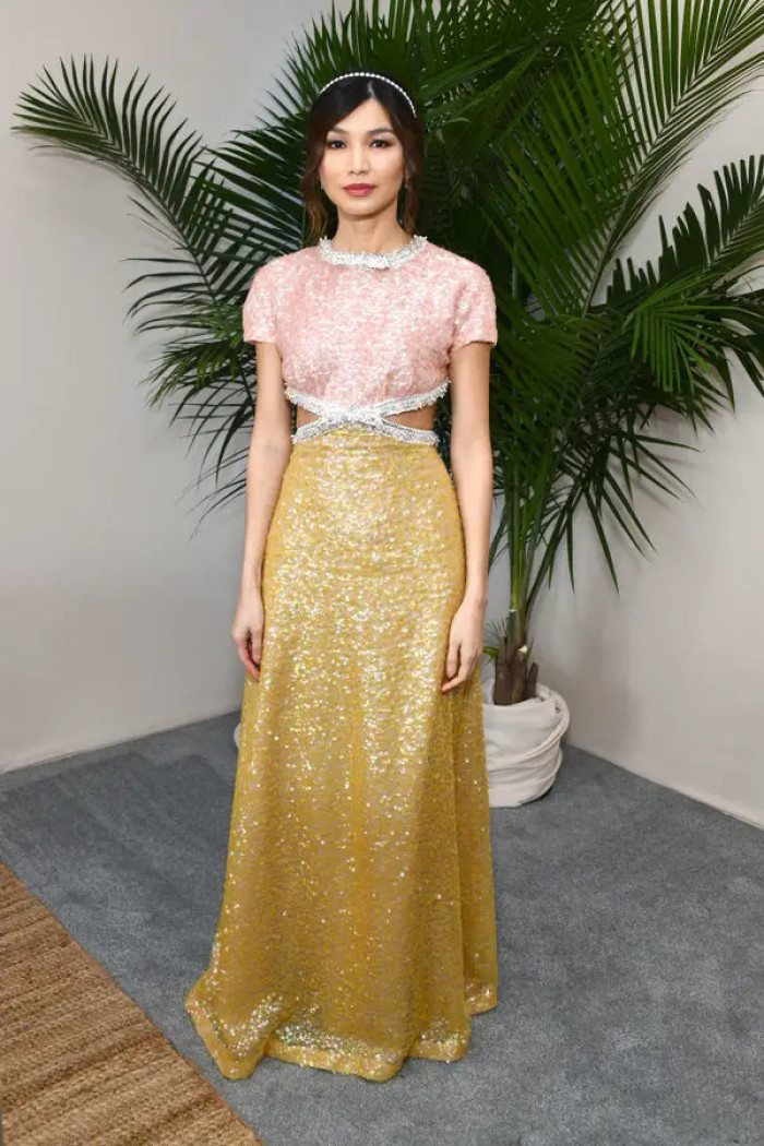 14. A perfect way to pose for the 2019 Film Independent Spirit Awards in a Miu Miu creation.