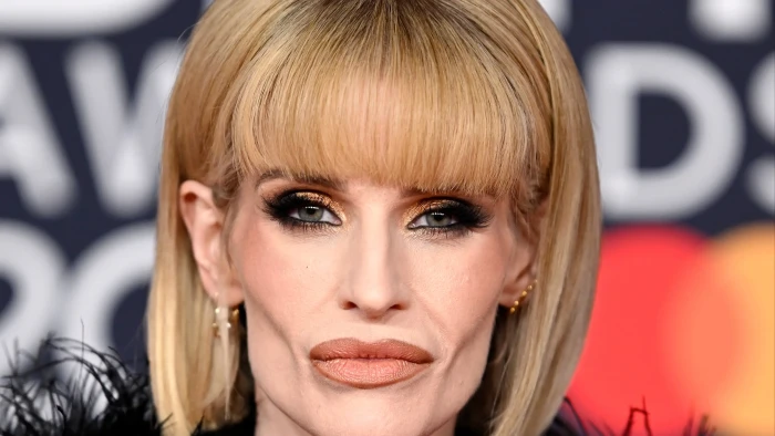 Kelly Osbourne addressing criticism about harsh, demeaning remarks on her appearance