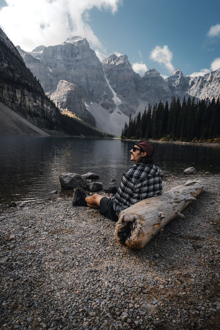 1. The folks who are all about that 'toxic masculinity' vibe, you know, the ones who think being a jerk to women somehow transforms them into alpha males. Hey there, being rude to the ladies doesn't make you a top dog, it just makes you a top dunce!