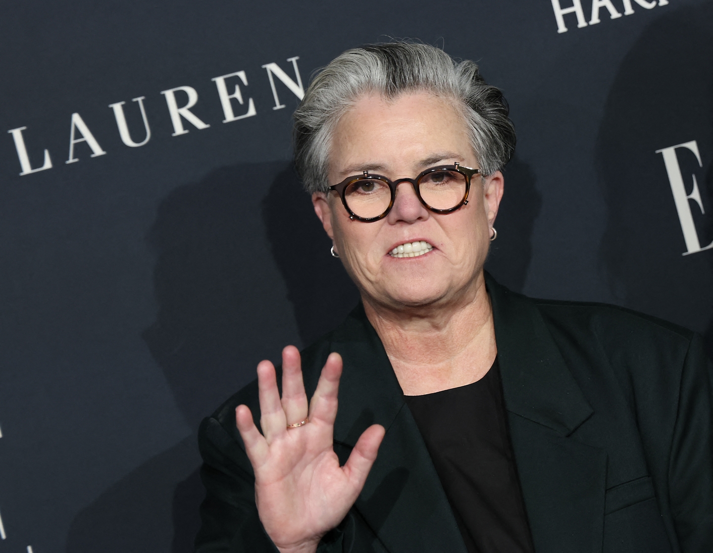 That bond, however, fractured in 2004 when DeGeneres told Larry King Live that she
