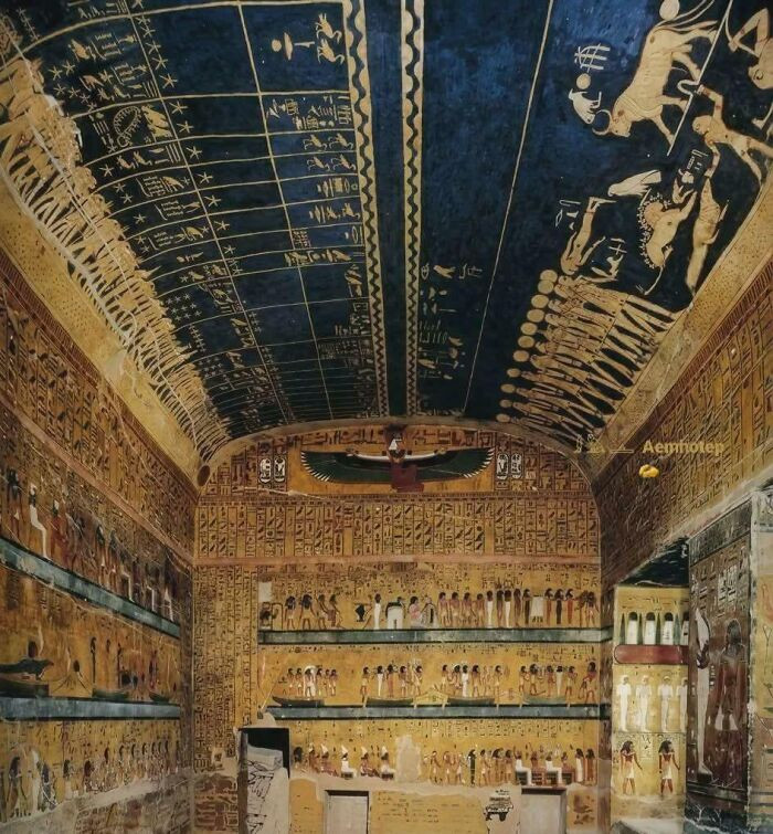 "Golden Chamber (Burial Chamber), The Reliefs Are Not Just Colors, But Are A Recessed And Relieved, Ultra-Precise Sculpture, Which Has Preserved Its Bright Colors For More Than 3000 Years"