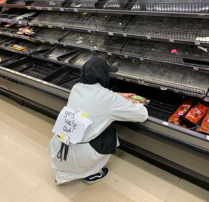 "Bro Works At A Grocery Store, He Taped This To His Back As He Tried To Restock"