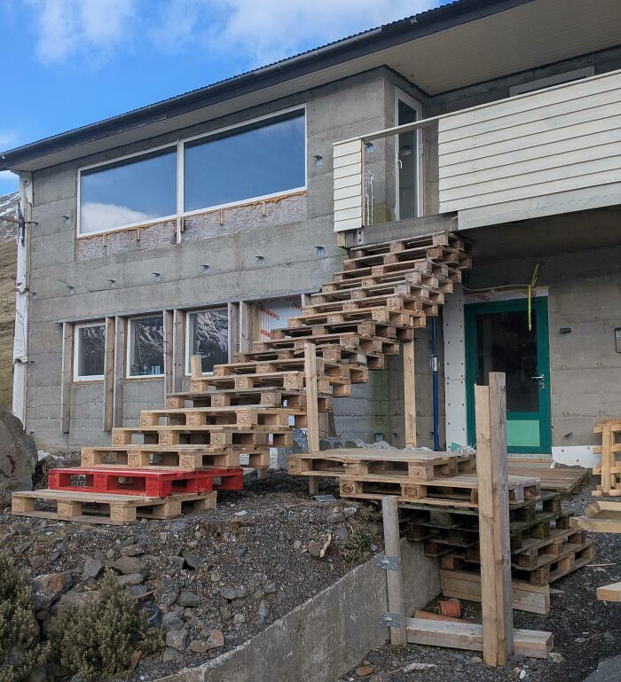 "The Pallet Staircase"