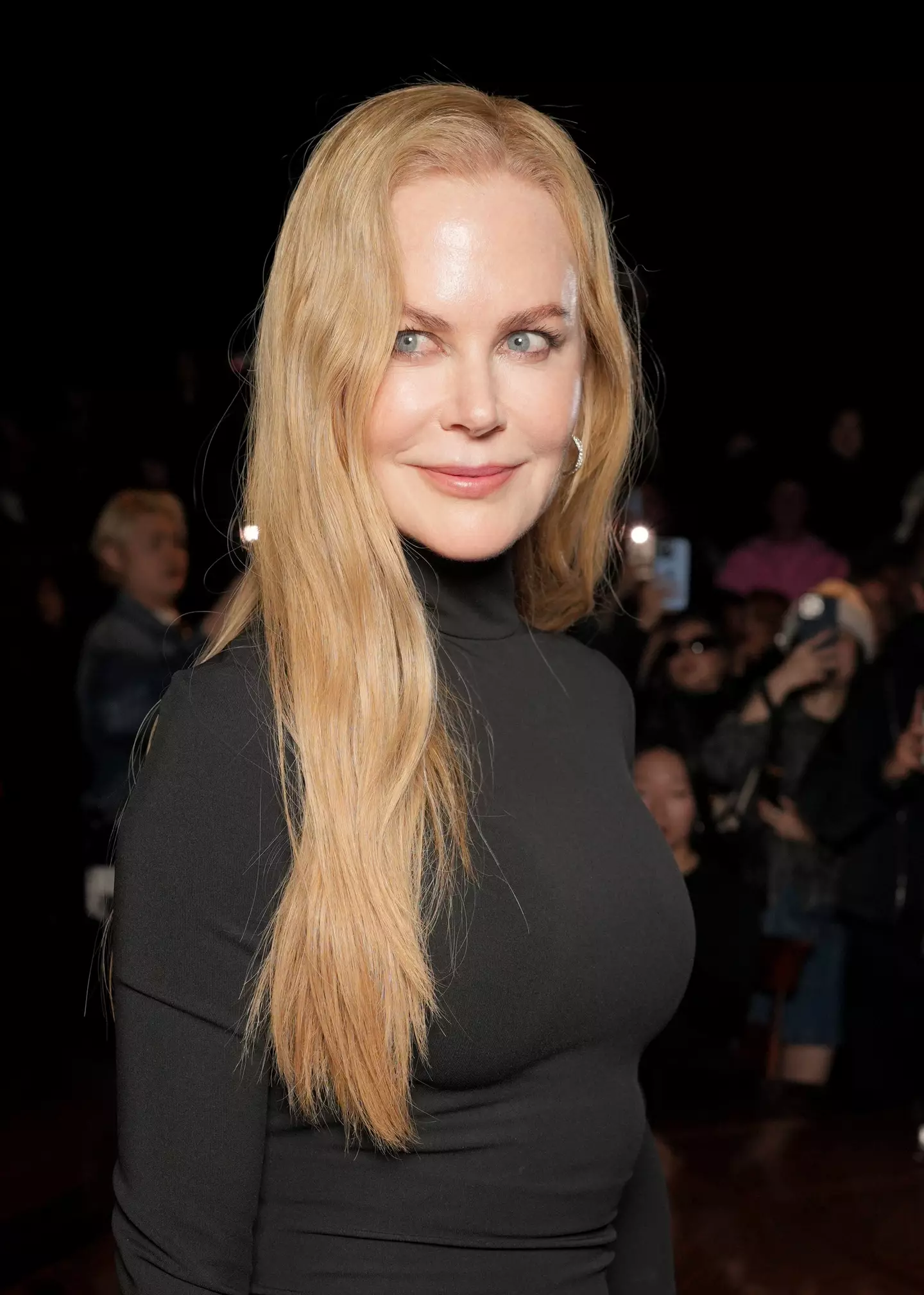 Nicole Kidman recently gained widespread attention after interacting with Salma Hayek during an event.
