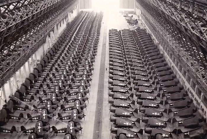 Newly Built F4u Corsair And F6f Hellcats Being Prepared To Be Shipped To The Pacific Theatre, USA, 1944