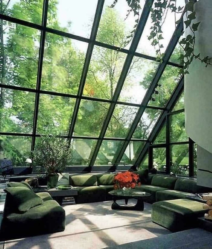"The ‘Sky Room’ In Architect Preston T. Phillips’ Bridgehampton Home, 1988 🌿✨"