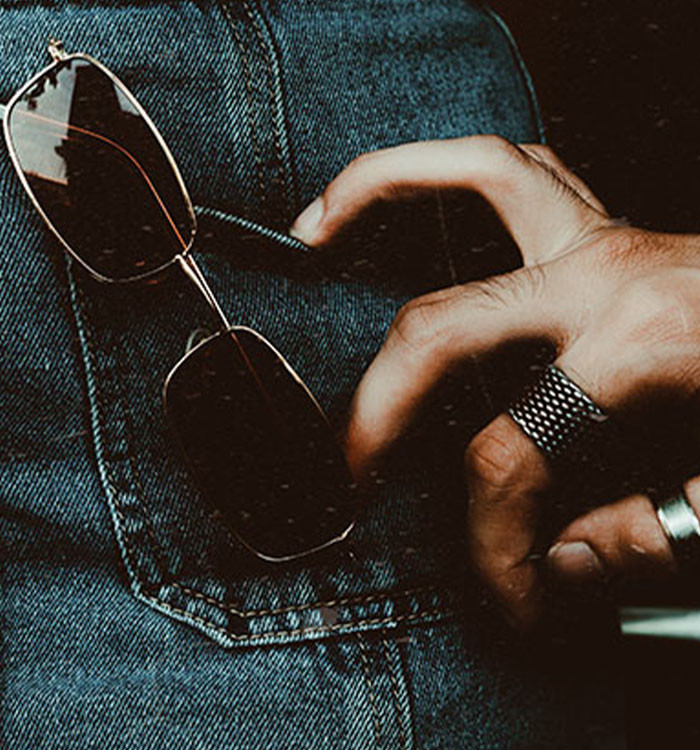 6. Fake pockets are useful, after all