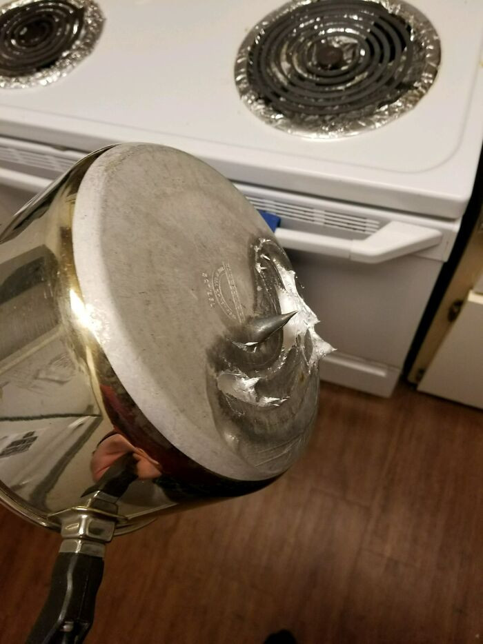 "Roommate Melted Pot Cooking Mac And Cheese. How?"