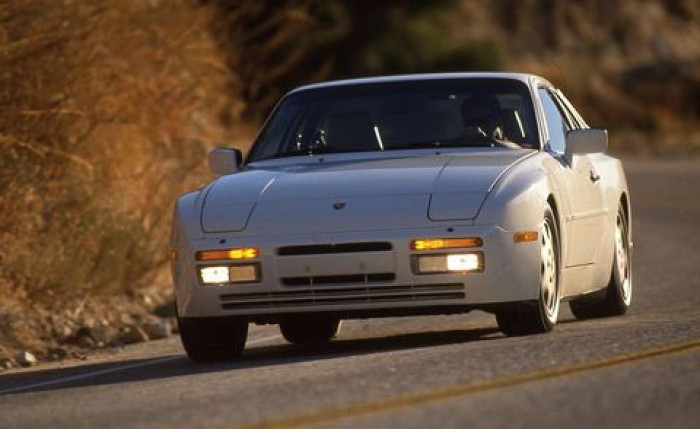 49. Porsche 944 Turbo (1986–1989)