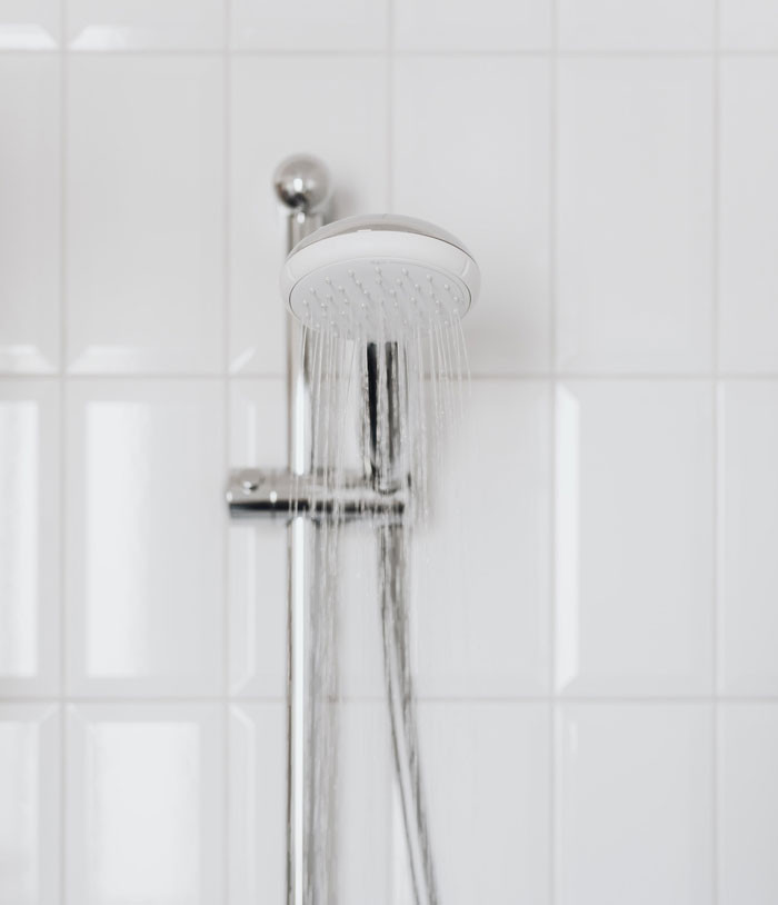 It's tough having this kind of roommate.