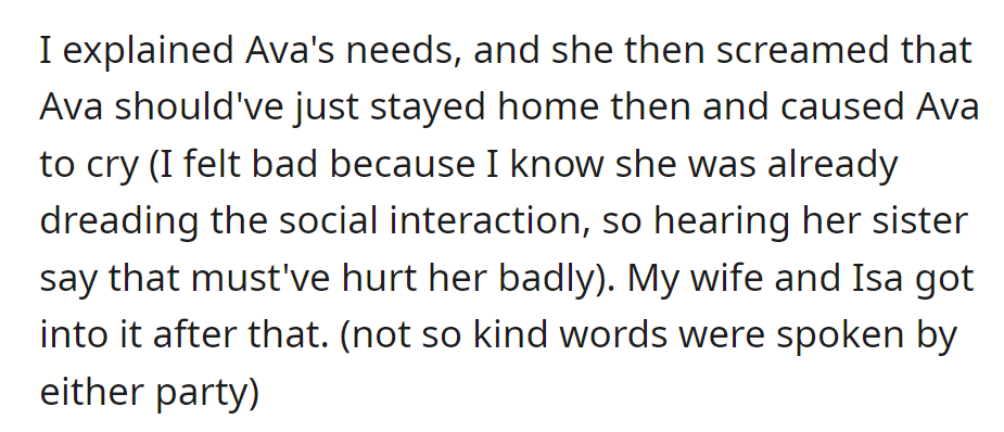 Isa yells at Ava for bringing Luna, making her cry. Tensions escalate between his wife and Isa, with harsh words exchanged.