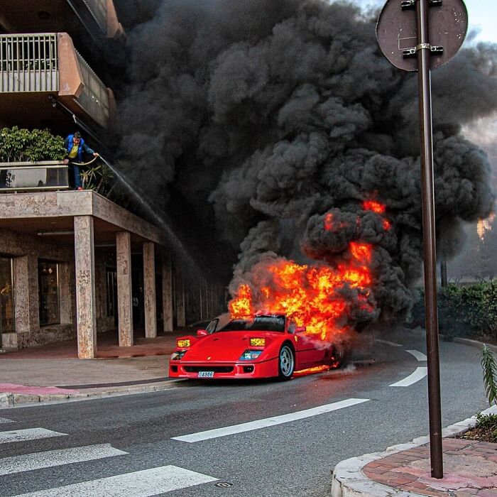 29. Ferrari F40 Destroyed After Bursting Into Flames In Monaco