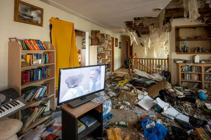 "Artist's Abandoned House With Power"