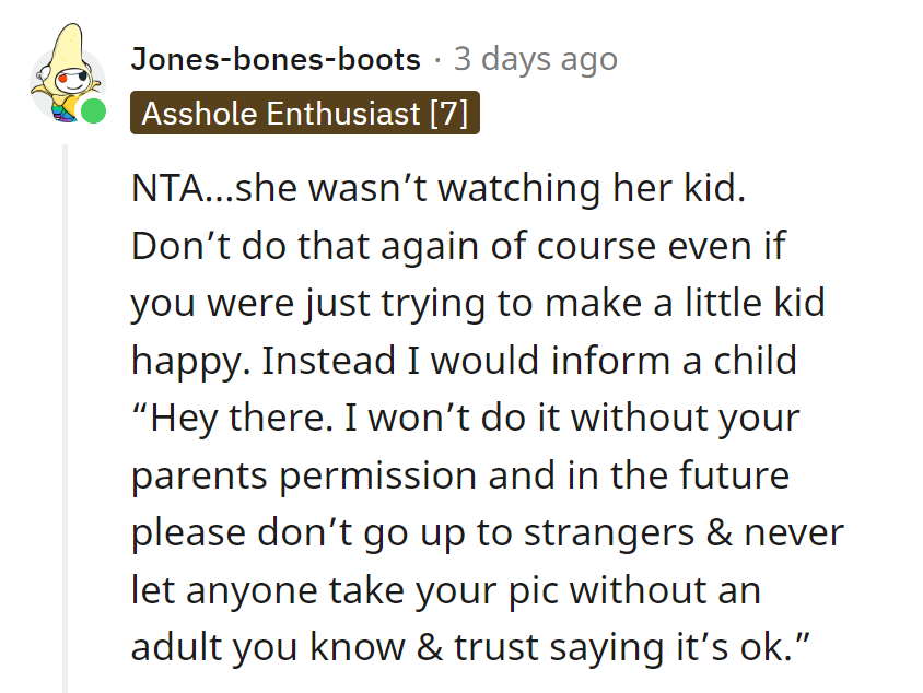 Caught in the camera crossfire! Lesson: no snaps sans parental taps.