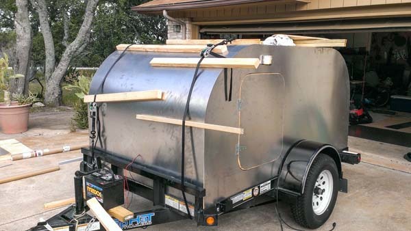 It's amazing how he got everything to look great and to overall resemble a camper that you would buy straight off the lot.