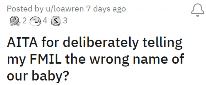 She posted the situation under the r/AITA subcommunity. The post has gathered over 16k upvotes and over a thousand comments.