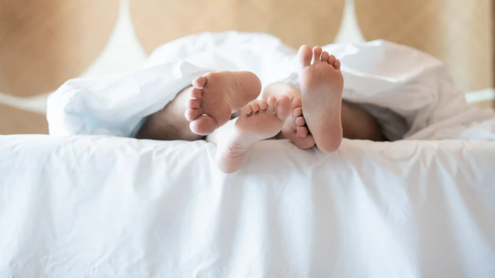 Clinician explains vaginal lubrication and hormonal changes during menopause and sexual inactivity