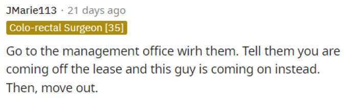 People quickly came to the comments on her post to offer her various advice on how she should handle the situation.