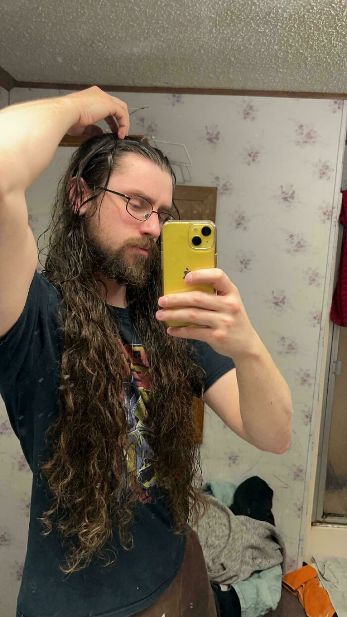 "Messy Hair Fresh Out The Shower!"